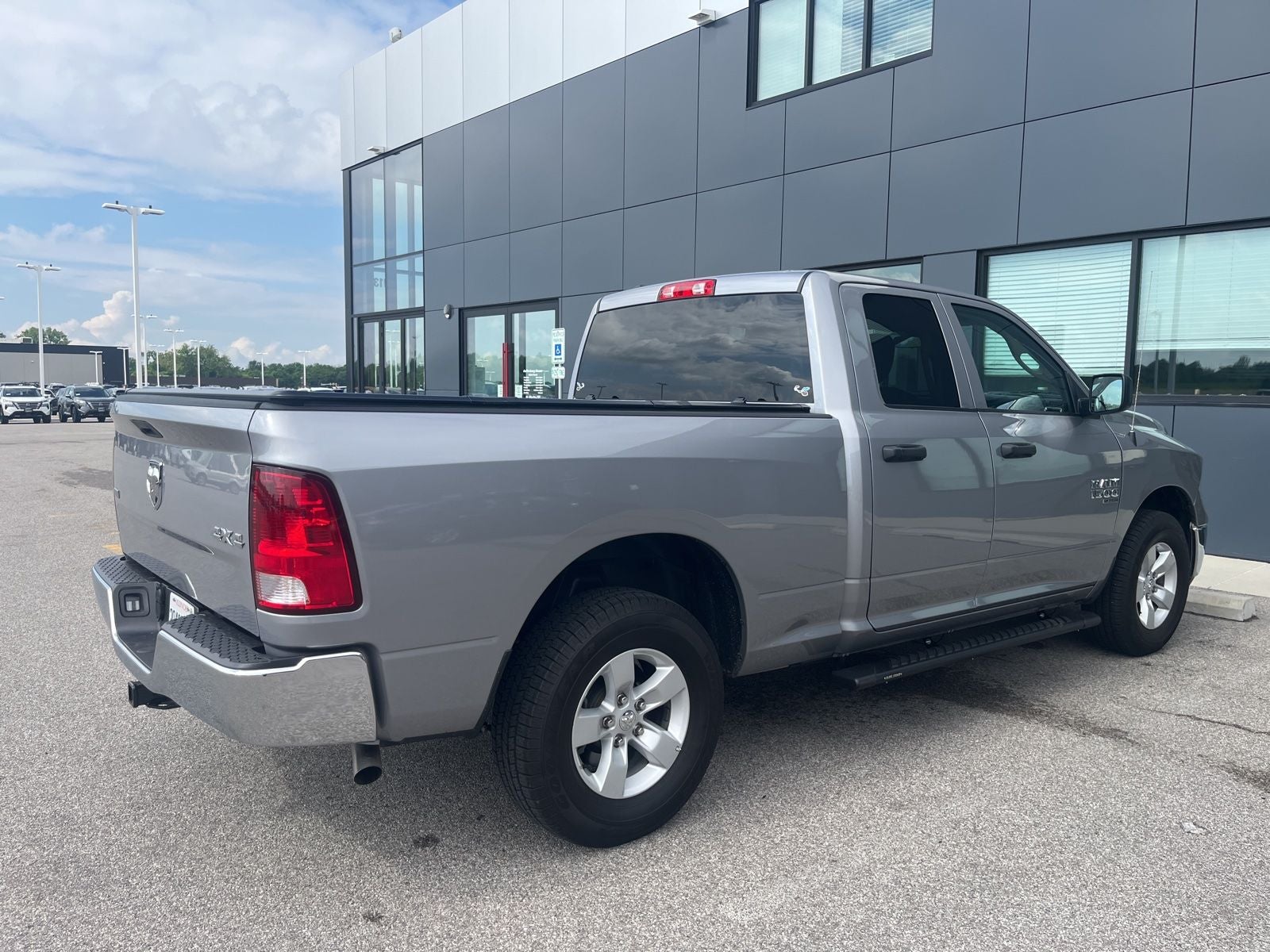 ram ram 1500 classic 2024 1C6RR7GG5RS143589 image ram ram 1500 classic 2024 1C6RR7GG5RS143589 image